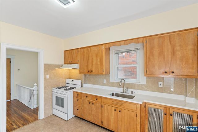 244 Lincoln Avenue 2, Cliffside Park, NJ 07010