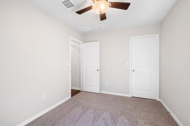 117 Cranbrook LN, Hutto, TX 78634