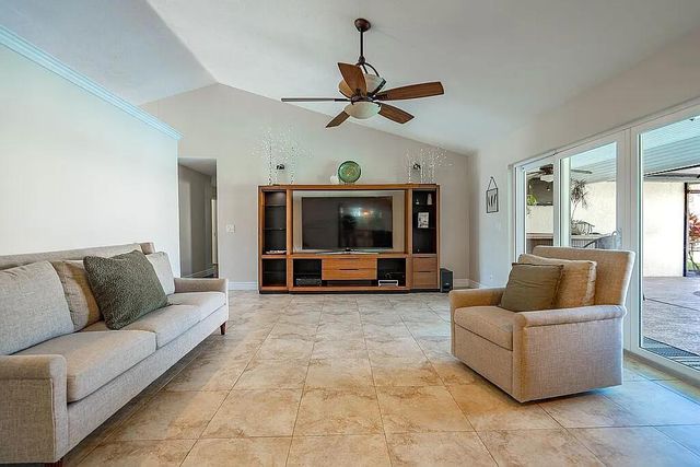 22373 Ensenada Way, Boca Raton, FL 33433