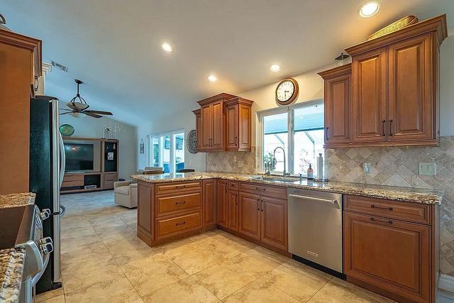 22373 Ensenada Way, Boca Raton, FL 33433