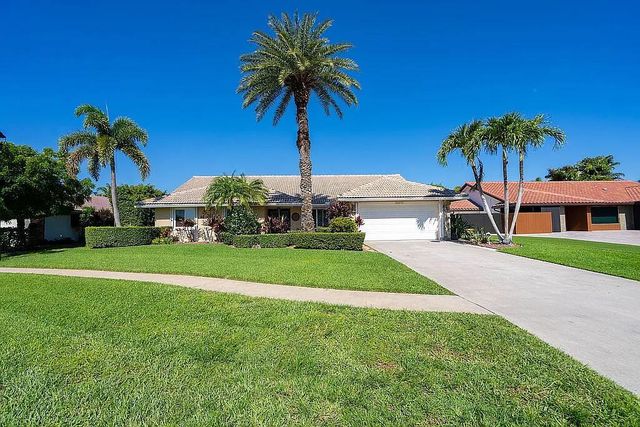 22373 Ensenada Way, Boca Raton, FL 33433