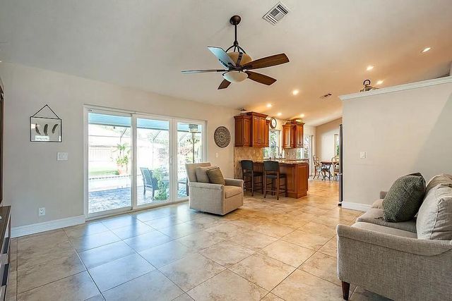 22373 Ensenada Way, Boca Raton, FL 33433