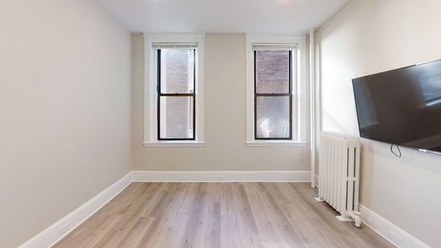 41 Edgerly Rd 5, Boston, MA 02115