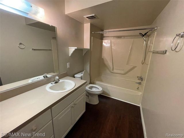 2116 Pauline Blvd Apt 304, Ann Arbor, MI 48103