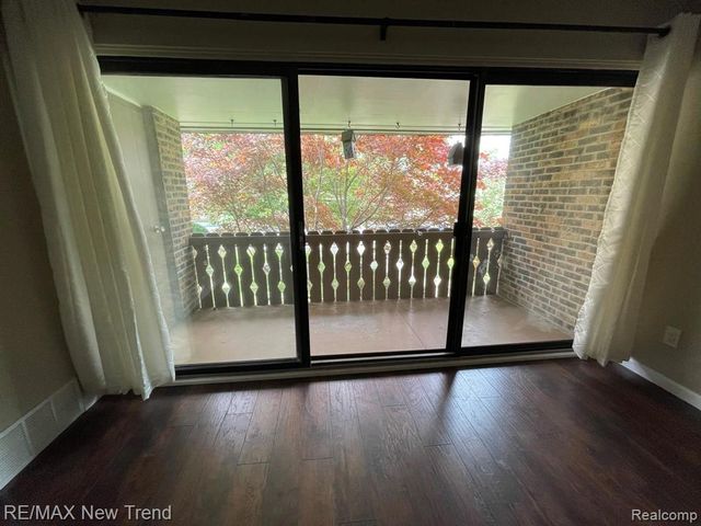 2116 Pauline Blvd Apt 304, Ann Arbor, MI 48103