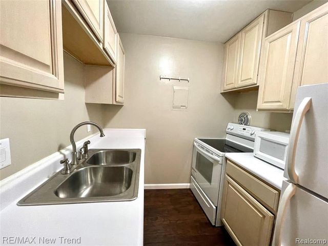 2116 Pauline Blvd Apt 304, Ann Arbor, MI 48103