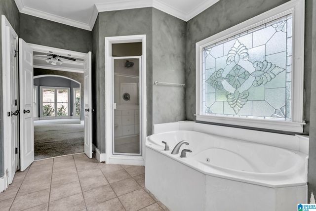 536 N LAKE COVE CIRCLE, Hoover, AL 35242