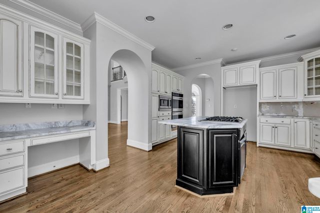 536 N LAKE COVE CIRCLE, Hoover, AL 35242