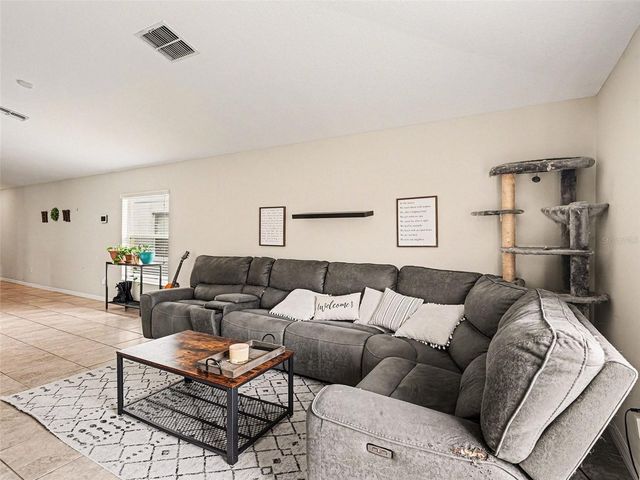 17207 BEACH BUTTERCUP PLACE, Wimauma, FL 33598