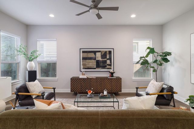 4506 Kocurek ST, Austin, TX 78723