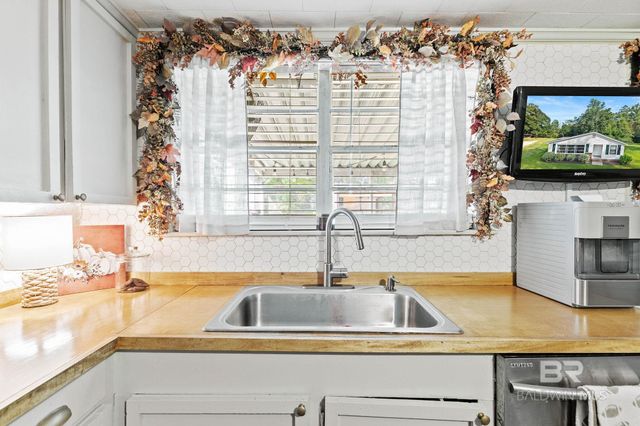 55056 Rabun Road, Bay Minette, AL 36507