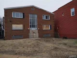 8518 N Broadway, St Louis, MO 63147