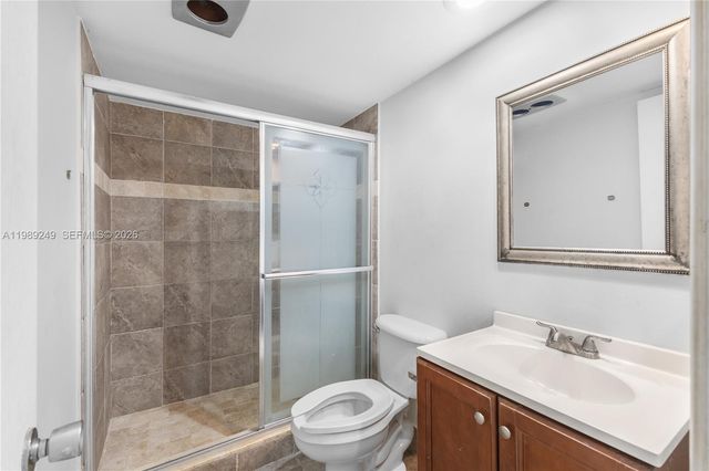 806 Cypress Grove Ln 111, Pompano Beach, FL 33069