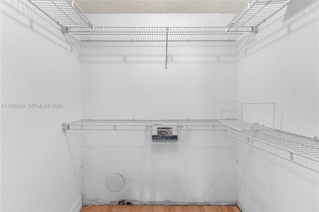 806 Cypress Grove Ln 111, Pompano Beach, FL 33069