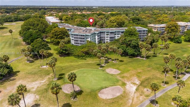 806 Cypress Grove Ln 111, Pompano Beach, FL 33069