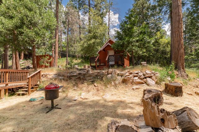 1998 Tienken Avenue, Camp Nelson, CA 93265