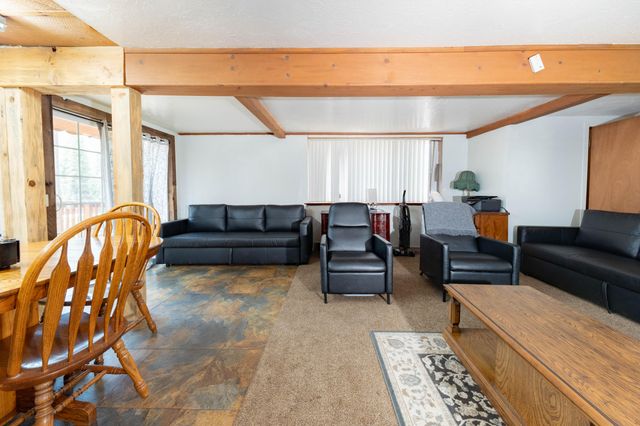 1998 Tienken Avenue, Camp Nelson, CA 93265