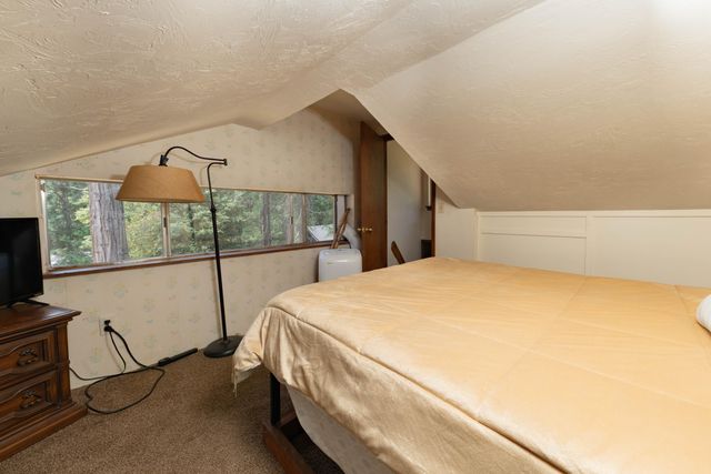 1998 Tienken Avenue, Camp Nelson, CA 93265