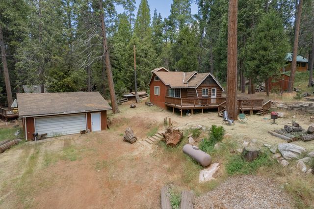 1998 Tienken Avenue, Camp Nelson, CA 93265
