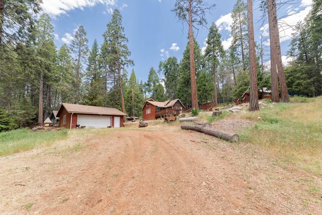 1998 Tienken Avenue, Camp Nelson, CA 93265
