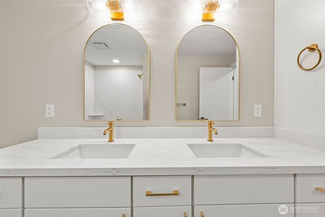 5208 66th Avenue W, University Place, WA 98467