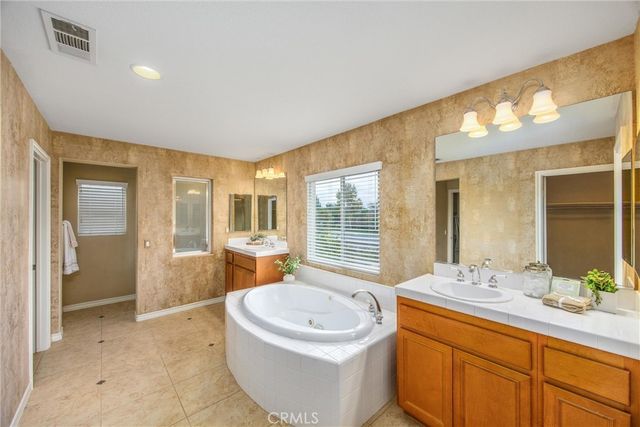 8574 Lourenco Lane, Eastvale, CA 92880