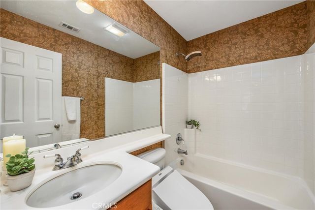 8574 Lourenco Lane, Eastvale, CA 92880