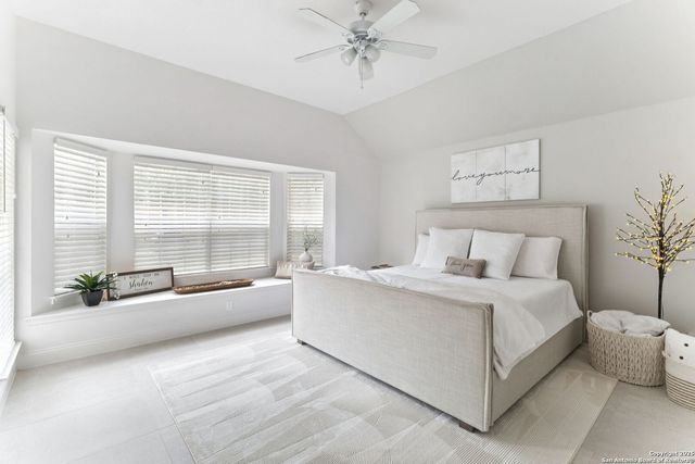 2204 Encino Cliff, San Antonio, TX 78259