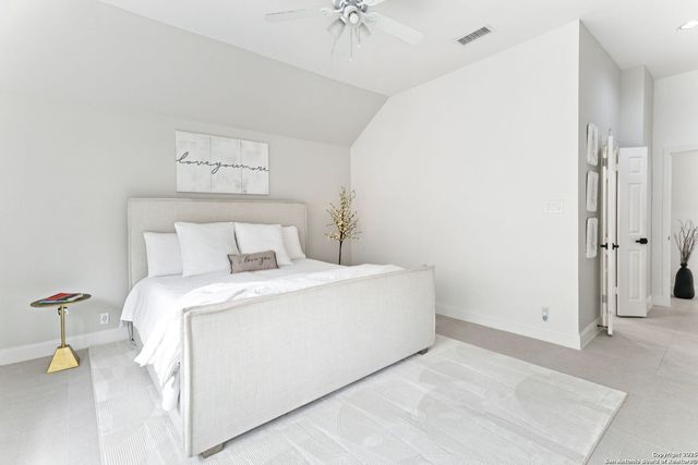 2204 Encino Cliff, San Antonio, TX 78259