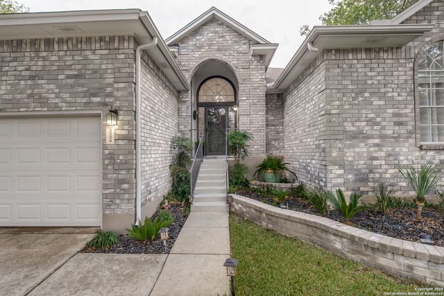 2204 Encino Cliff, San Antonio, TX 78259
