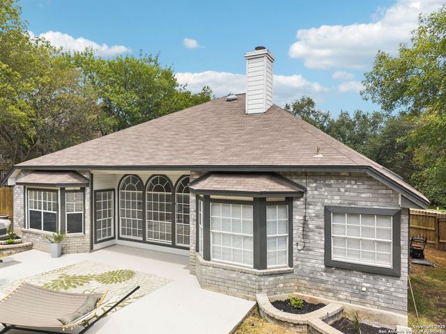 2204 Encino Cliff, San Antonio, TX 78259
