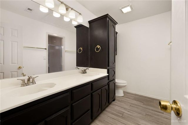 3007 N Edison Road, Edinburg, TX 78541