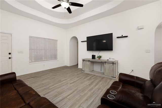 3007 N Edison Road, Edinburg, TX 78541