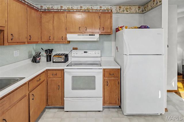 4832 Bambi Drive, Alton, IL 62002