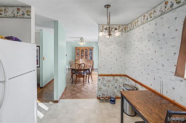 4832 Bambi Drive, Alton, IL 62002