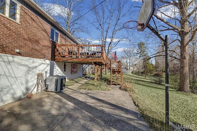 4832 Bambi Drive, Alton, IL 62002