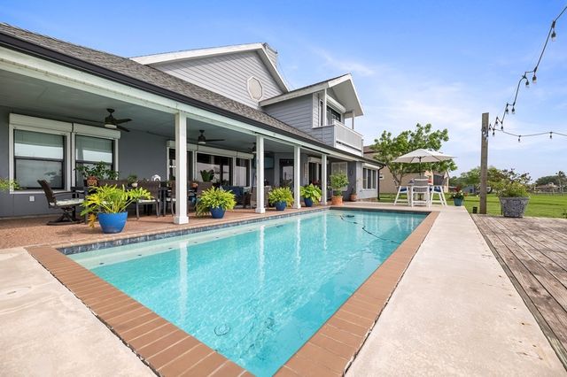4961 Fm 1781, Rockport, TX 78382