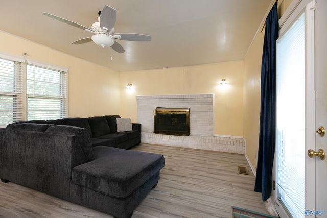 3210 Pulaski Pike NW, Huntsville, AL 35810