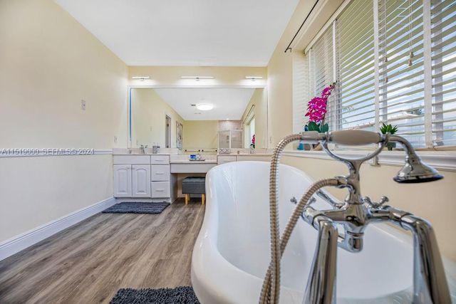 5320 NE 16th Terrace, Fort Lauderdale, FL 33334