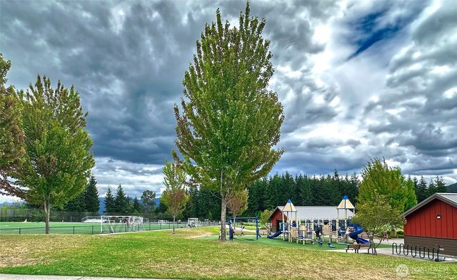 34125 SE Moses Street, Snoqualmie, WA 98065