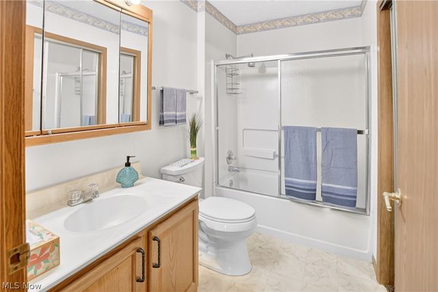 35965 Westminister Avenue, North Ridgeville, OH 44039