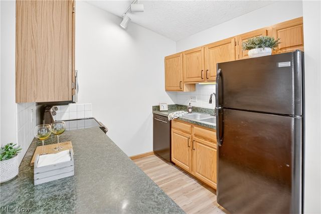 35965 Westminister Avenue, North Ridgeville, OH 44039