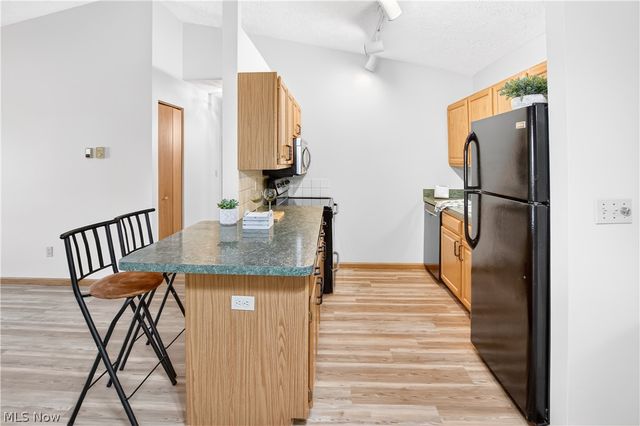 35965 Westminister Avenue, North Ridgeville, OH 44039