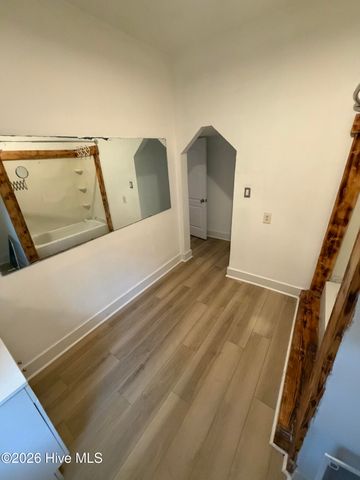 317 Queen Street, Wilmington, NC 28401