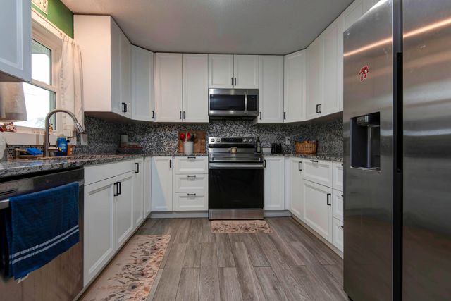 309 Southview Avenue, Ava, MO 65608