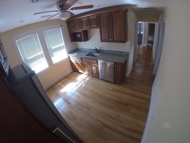 17 Clewley 1, Medford, MA 02155