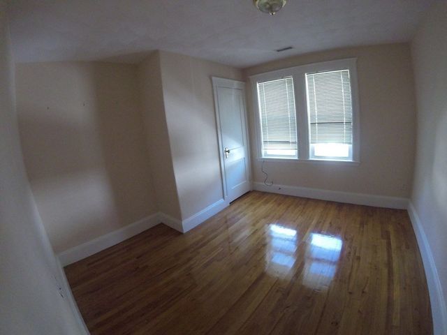 17 Clewley 1, Medford, MA 02155