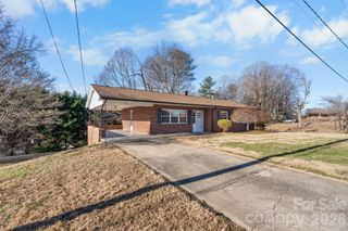 1306 Delwood Drive SW, Lenoir, NC 28645