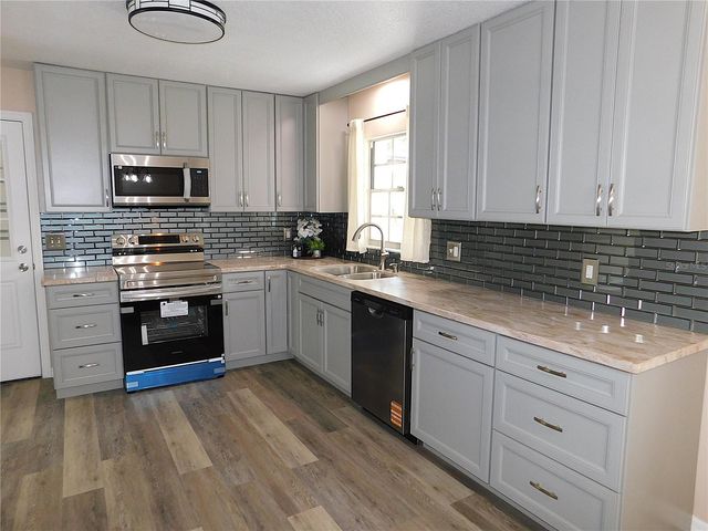 6875 NE 25TH AVENUE, Ocala, FL 34479