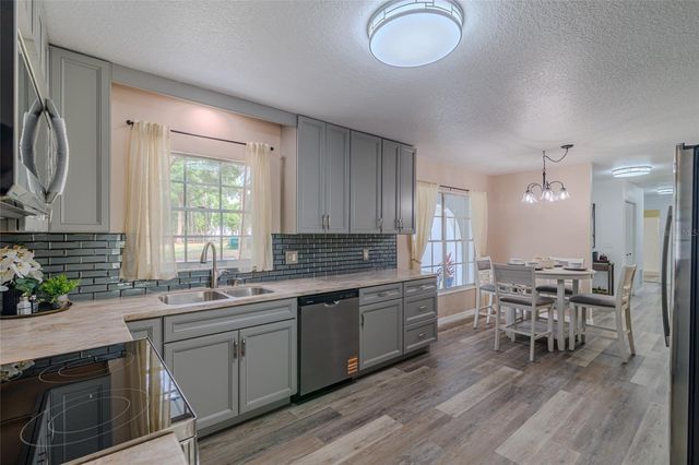 6875 NE 25TH AVENUE, Ocala, FL 34479